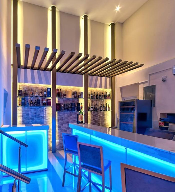 מנילה D Circle Hotel מראה חיצוני תמונה