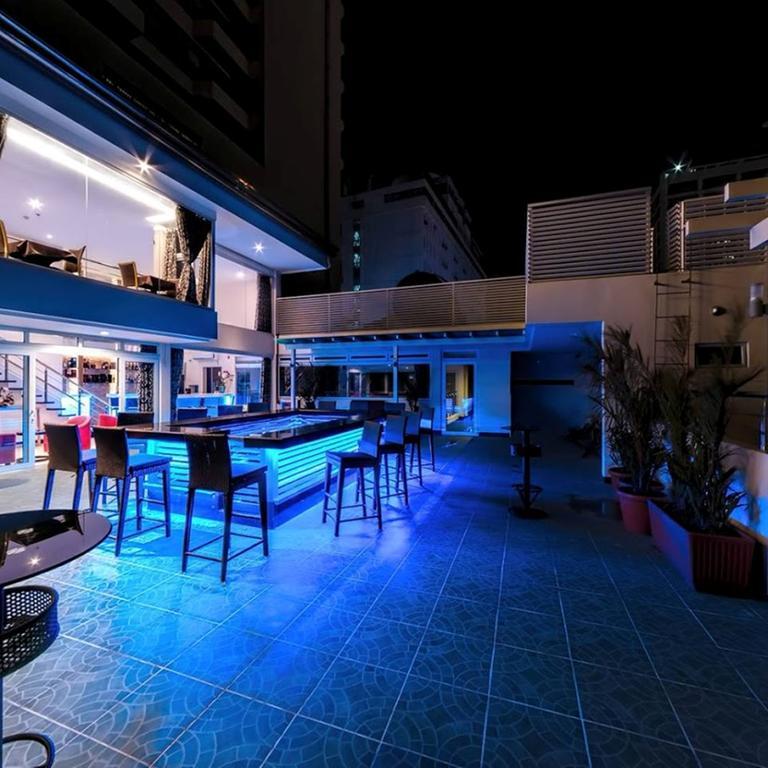 מנילה D Circle Hotel מראה חיצוני תמונה