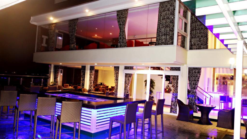 מנילה D Circle Hotel מראה חיצוני תמונה