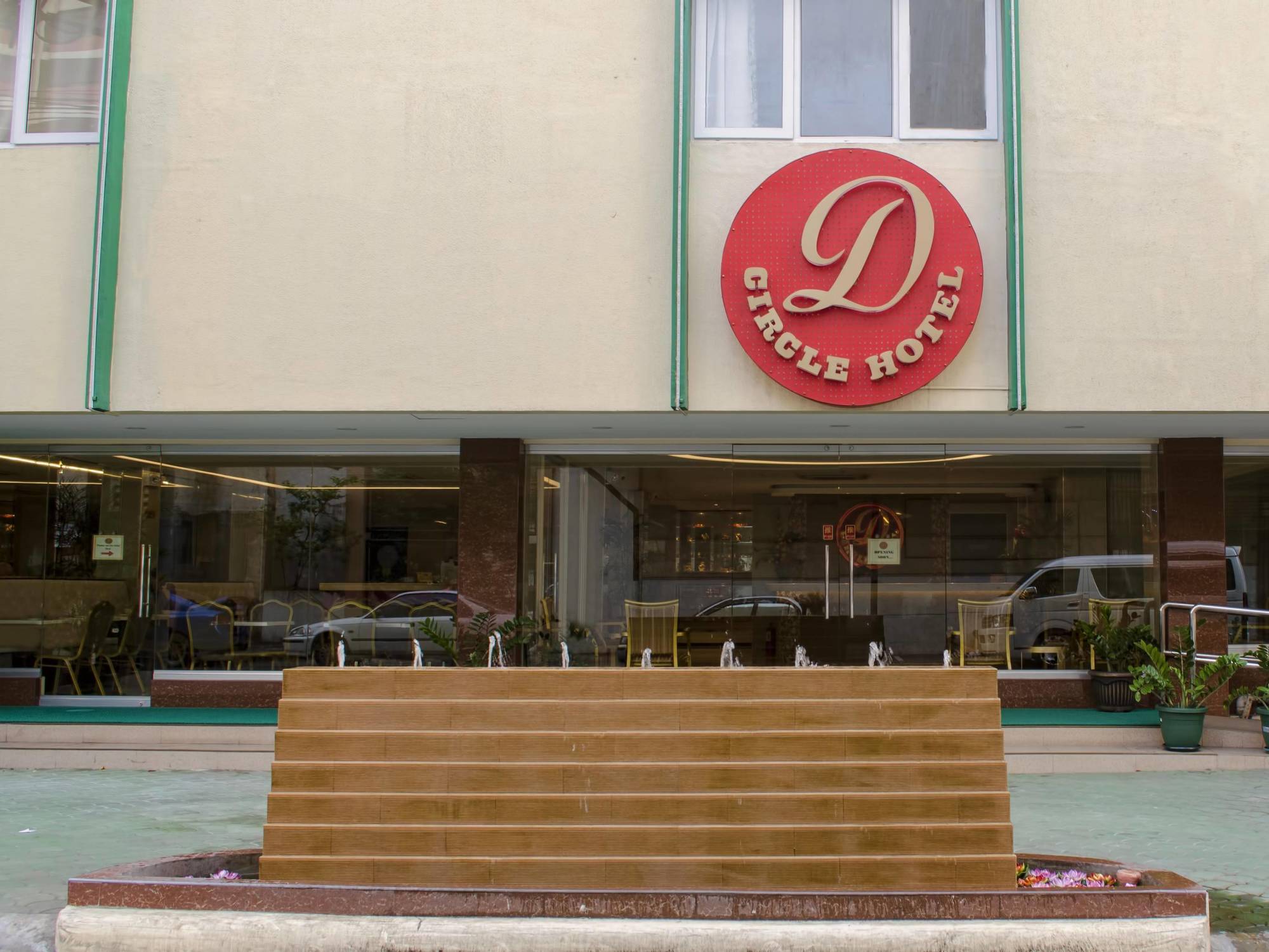מנילה D Circle Hotel מראה חיצוני תמונה