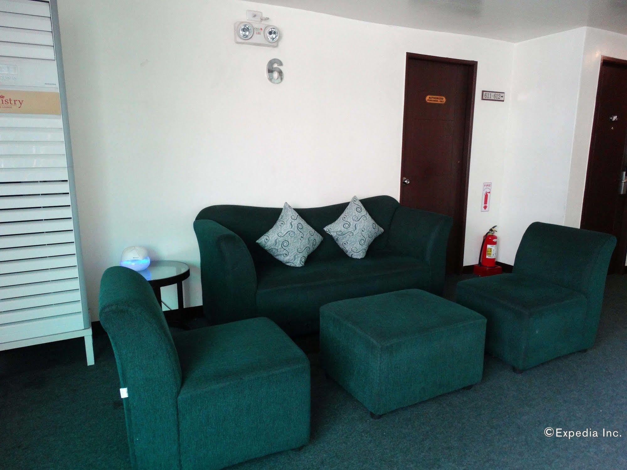 מנילה D Circle Hotel מראה חיצוני תמונה