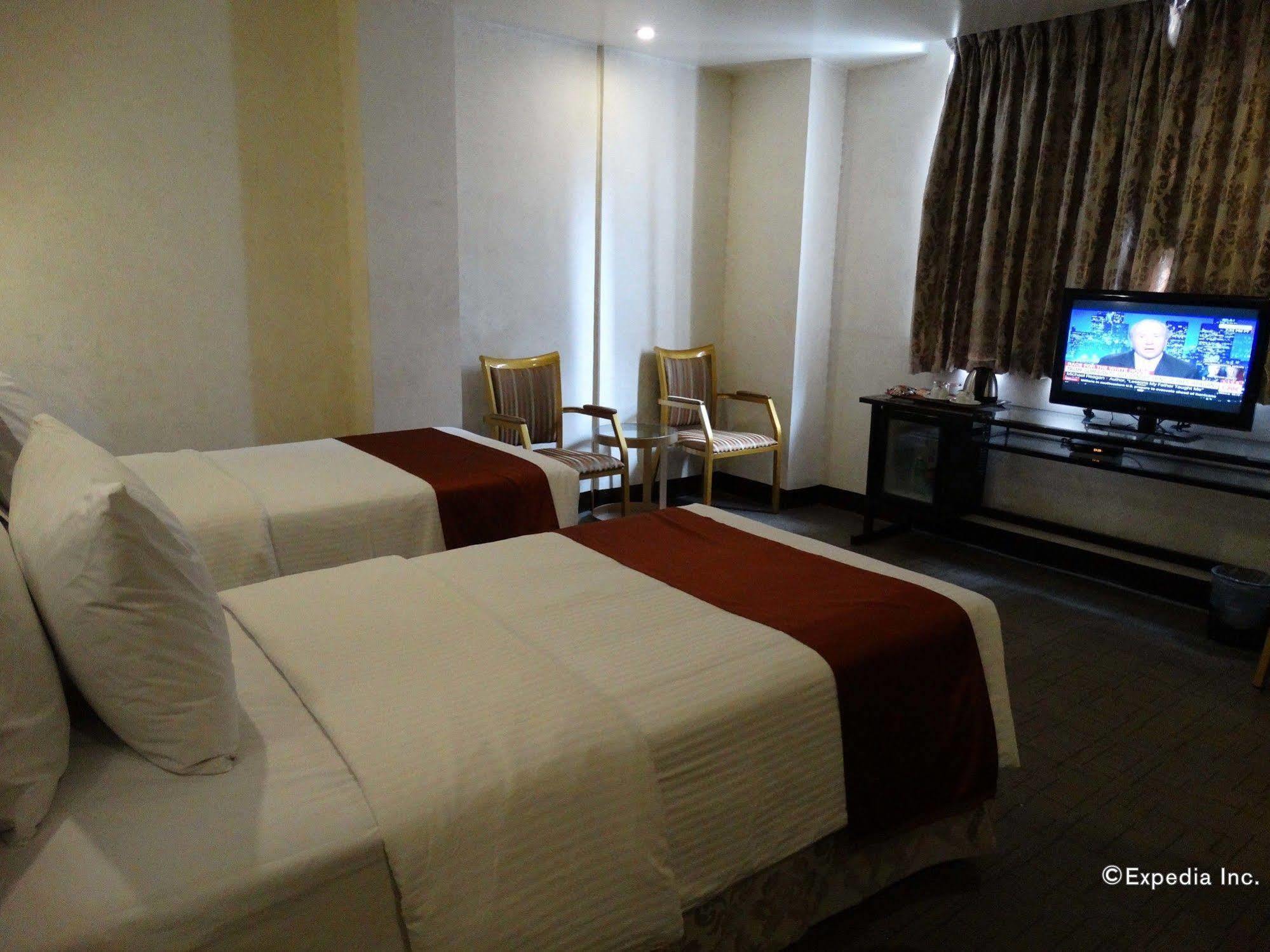 מנילה D Circle Hotel מראה חיצוני תמונה